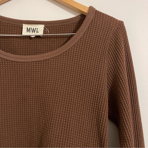 MWL Waffle Long Sleeve Crop Top Large - Picture 4 of 10